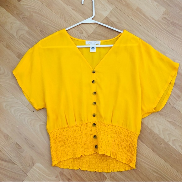 Planet Gold Tops - Gorgeous New Yellow Smocked Flutter Sleeve Top